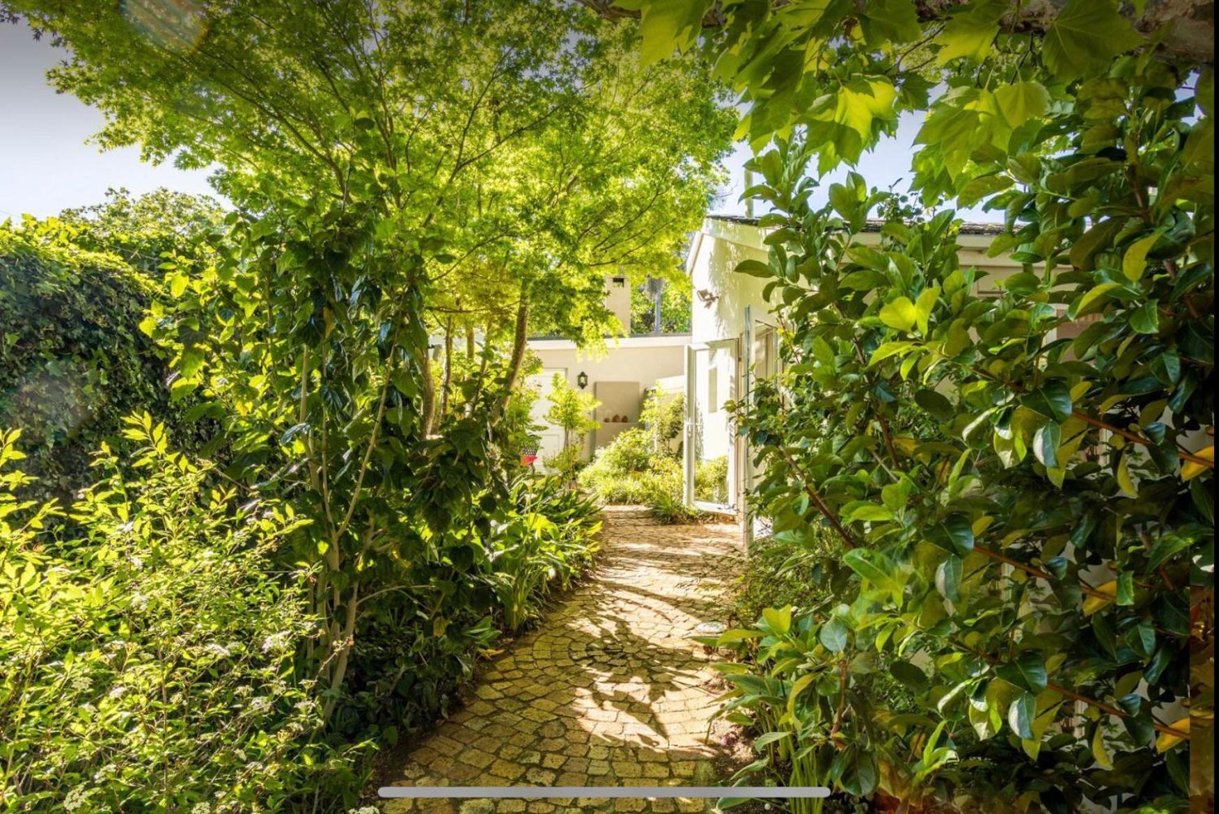 Guest Suite - Leafy Constantia Guest House 케이프타운 외부 사진